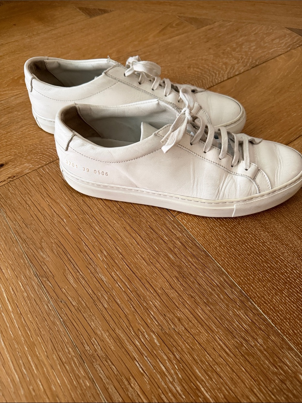Women’s Common Projects White Achilles low Leather Sneakers size 39